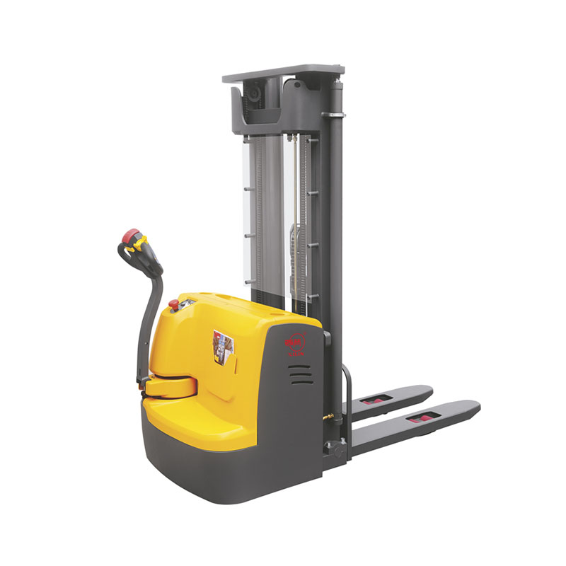 Штабелер самоходный 1,5 т 5,0 м XILIN CDDR15-III Li-ion 24/125 В/Ач (сопровождаемый)